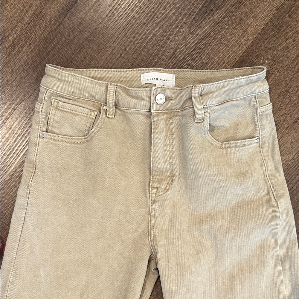 Risen Wide-Leg raw hem Jeans - Picture 4 of 12